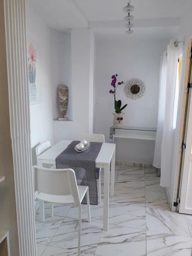 Beautiful Small Apartament Коста Калма Екстериор снимка